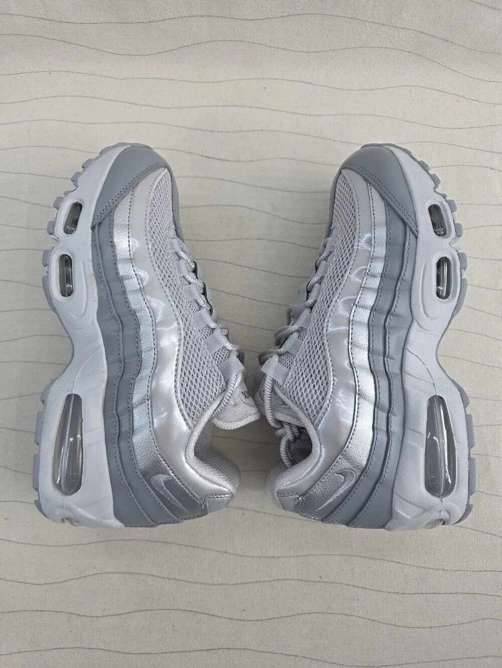 Nike Womens Air Max 95 Big Bubble Grey Fog Silver Sneakers IB6398-001 Size 6.5